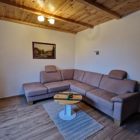 Am Eisenberg Lägenhet